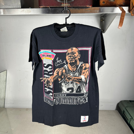 Vintage 90s Terry Cummings San Antonio Spurs NBA Nutmeg T-Shirt