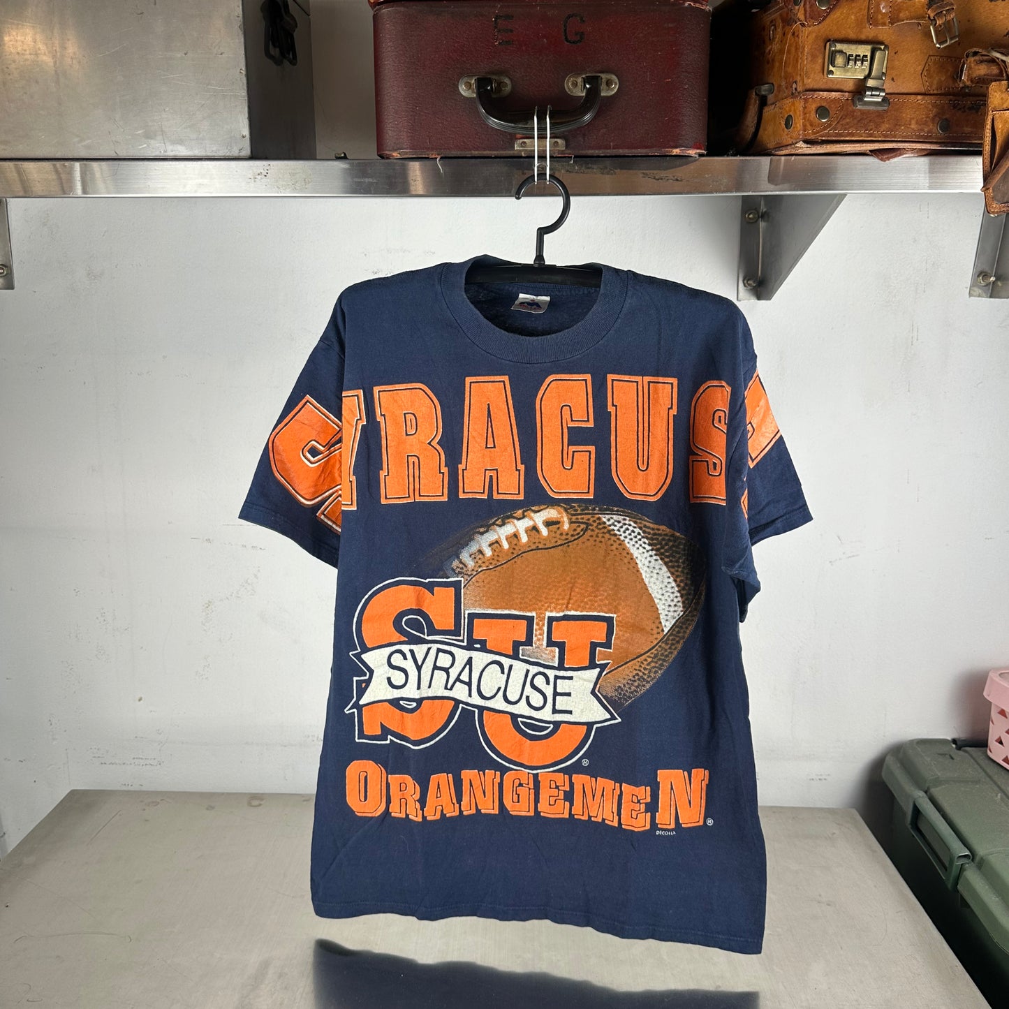 Vintage 90s Syracuse Orangemen Football NCAA Graphic T-shirt