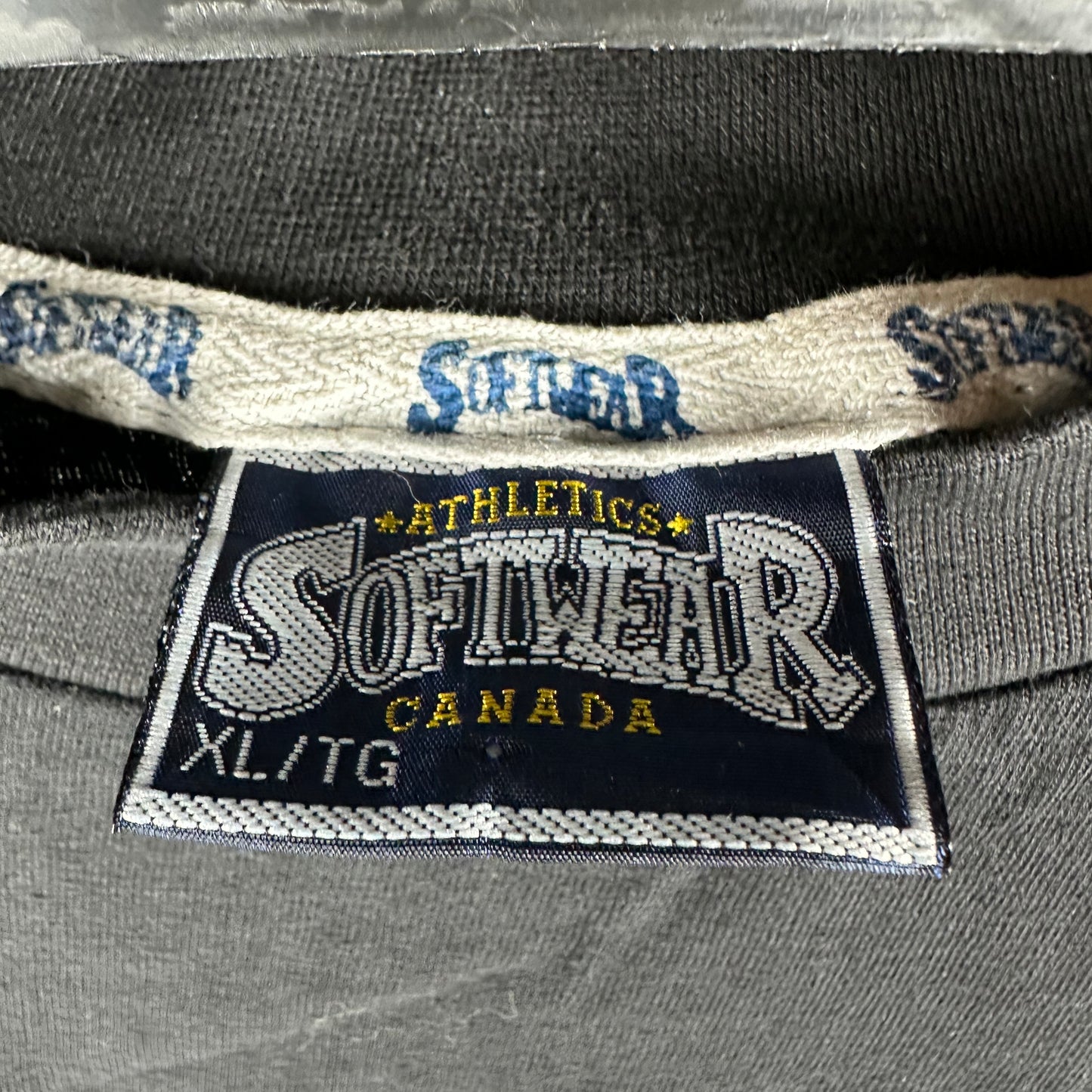 Vintage 1990 Los Angeles Kings Hockey NHL Single Stitch T-Shirt