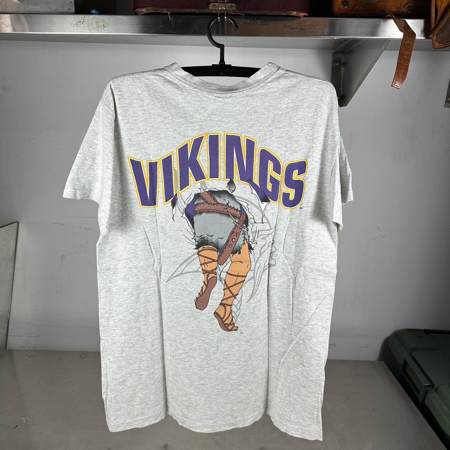 Vintage 1993 Minnesota Vikings Football NFL Breakthrough Nutmeg T-Shirt