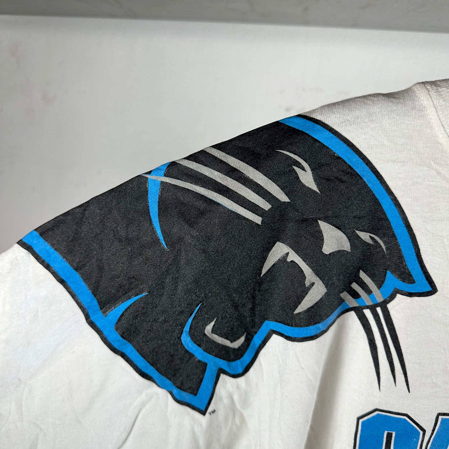Vintage 90s Carolina Panthers Football NFL Graphic T-shirt