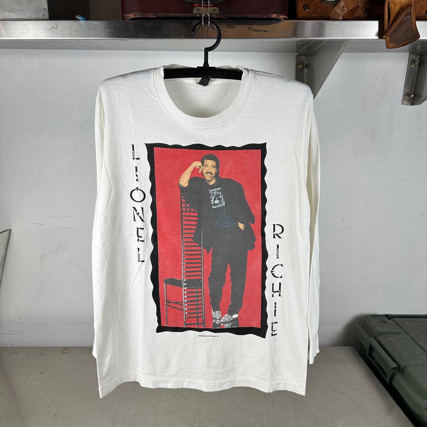 Vintage 1986 Lionel Richie Outrageous Tour Concert Single Stitch Longsleeves T-Shirt