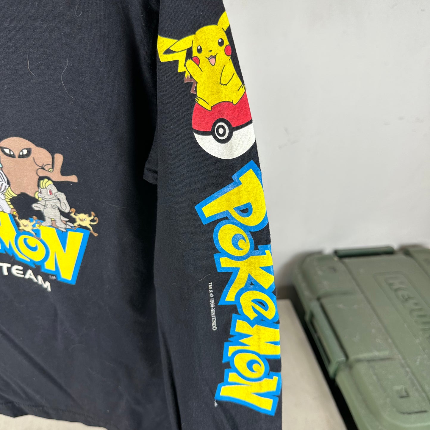 Vintage 1999 Nintendo Pokemon Fighting Team Promo T-Shirt