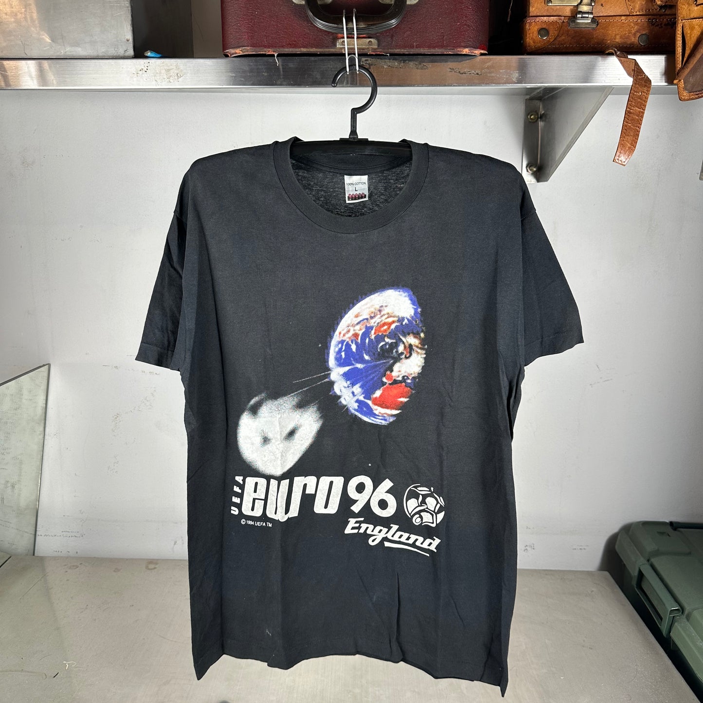 Vintage England 1996 UEFA Euro Championship Soccer Graphic Single Stitch T-Shirt