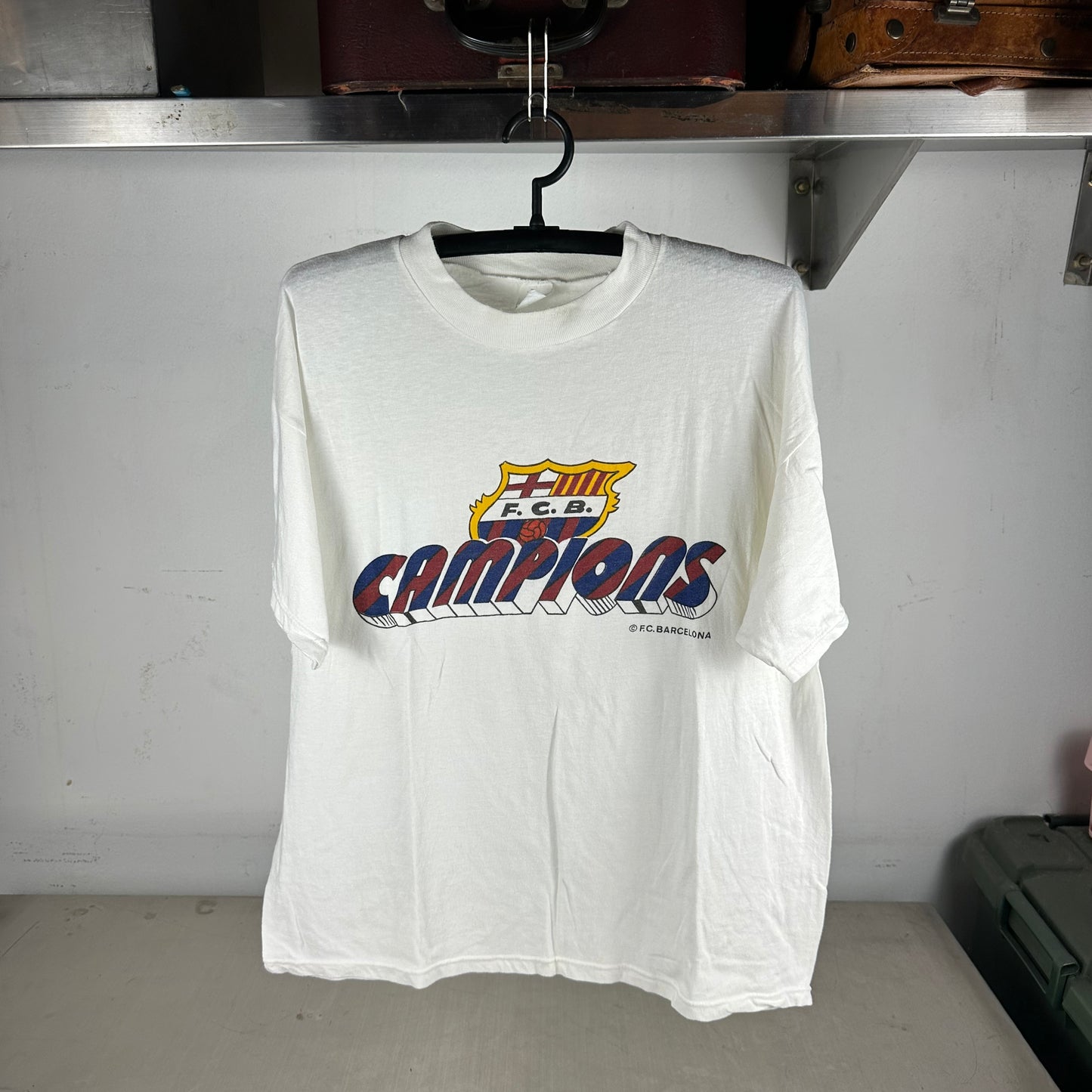 Vintage 90s FC Barcelona Campions Soccer Graphic T-shirt