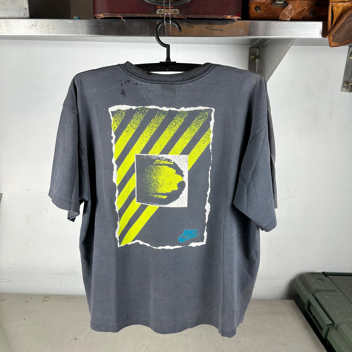 Vintage 90s Nike Challenge Court Campaign Single Stitch Faded T-Shirt
