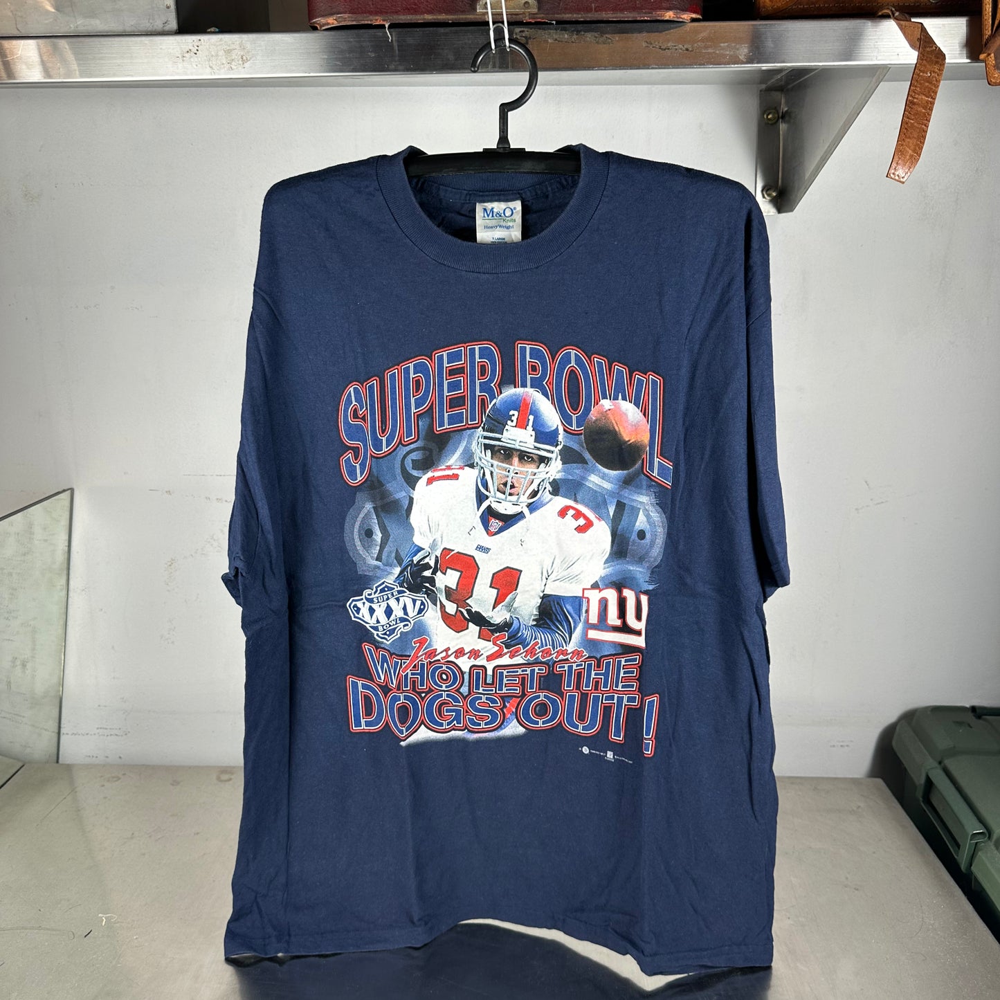 Vintage 2001 Jason Sehorn New England Patriots Who Let The Dog Out! NFL T-Shirt