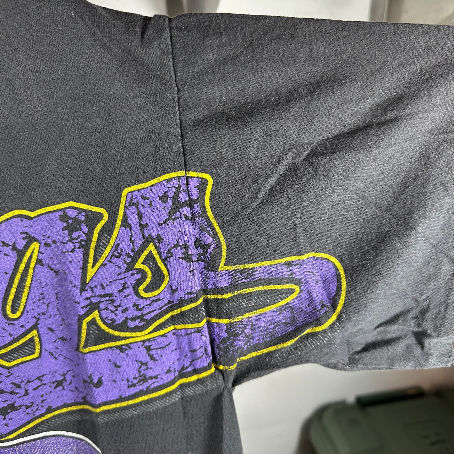 Vintage 90s Minnesota Vikings Football NFL Helmet Graphic Single Stitch T-Shirt