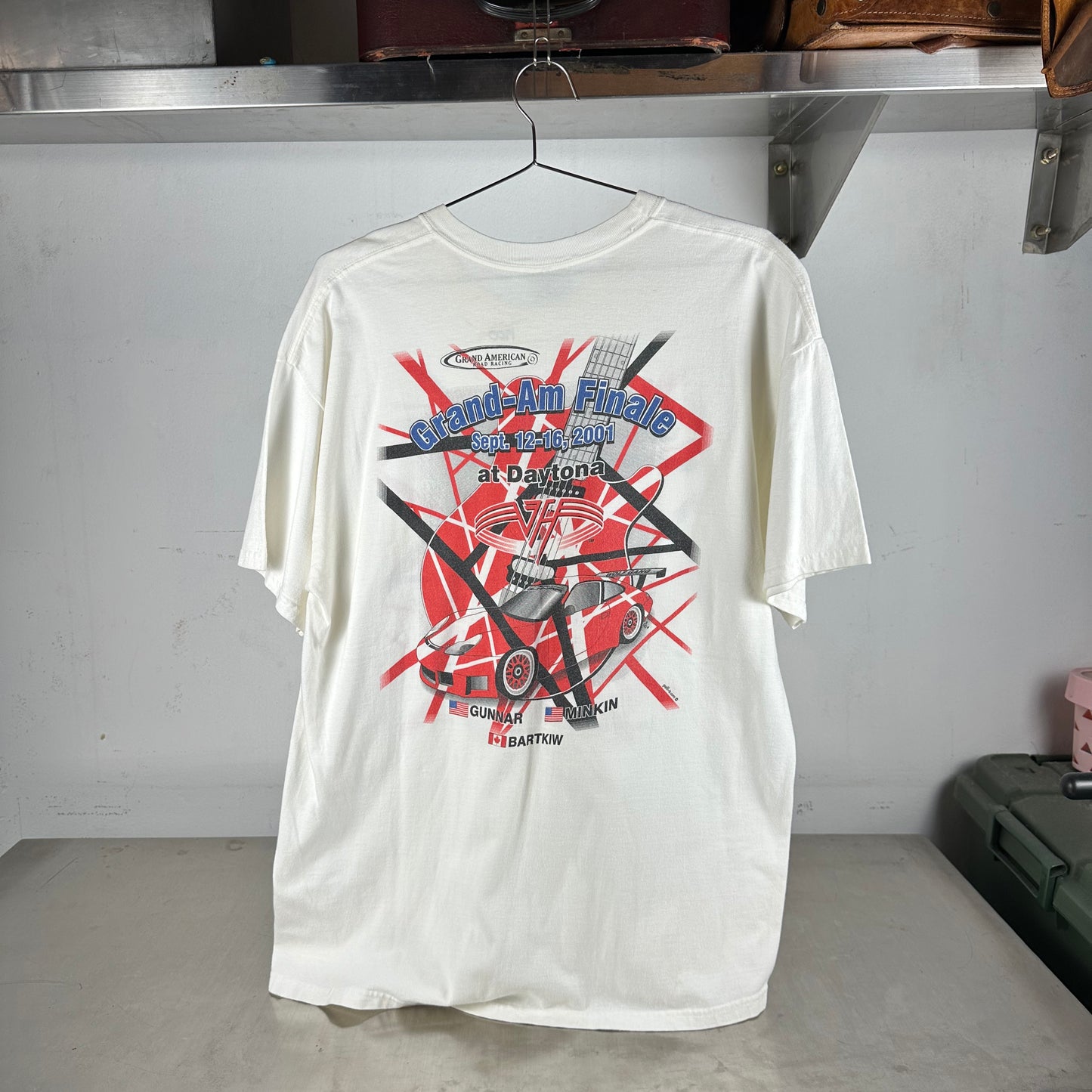 Vintage 2001 Porsche 911 GT3 Team Gunnar Race Car Graphic T-shirt