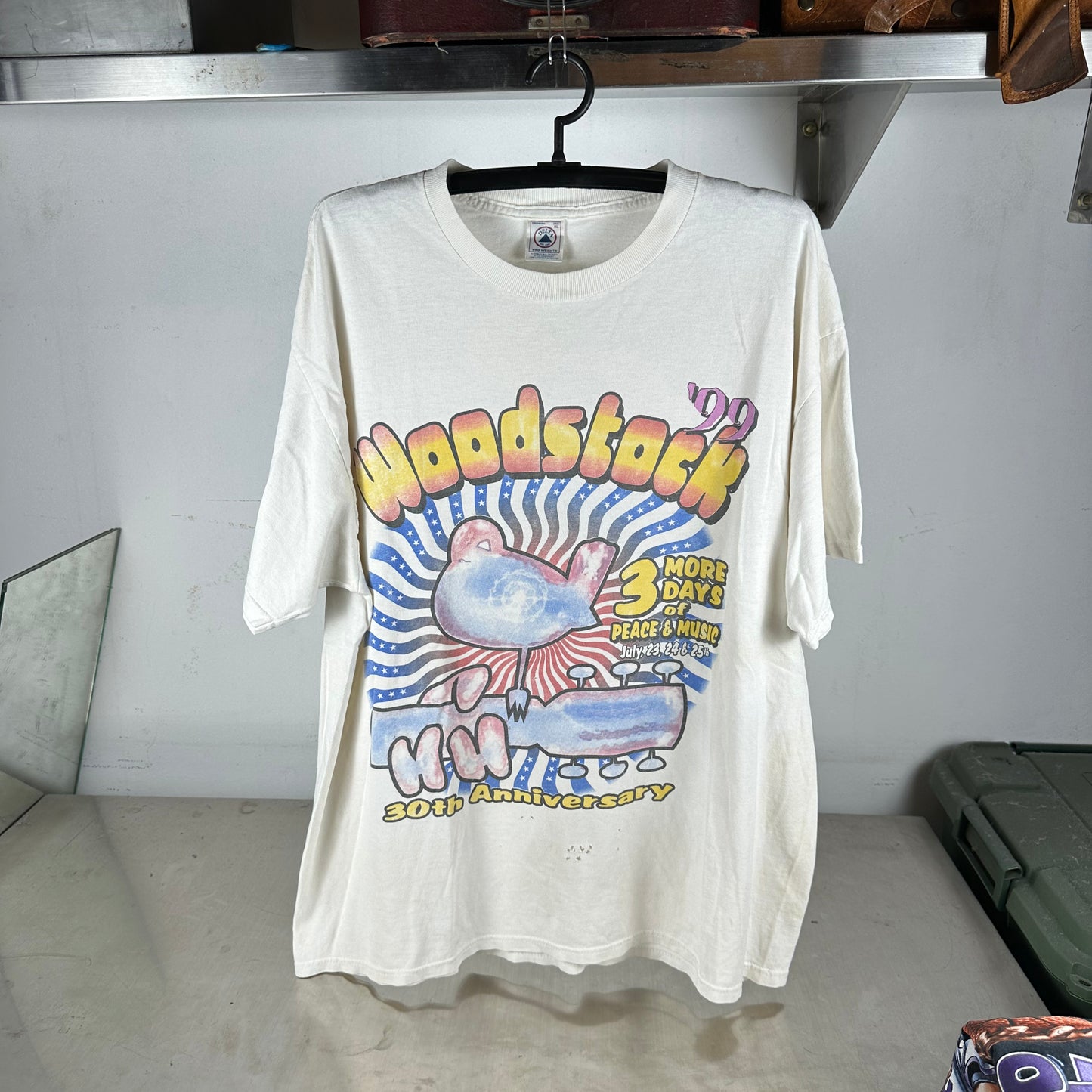 Vintage 1999 Woodstock Music Festival 30th Anniversary Peace &amp; Music Promo T-Shirt