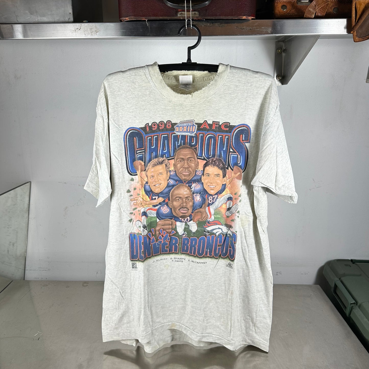 Vintage 1998 Denver Broncos NFL AFC Champions Caricature Single Stitch T-Shirt