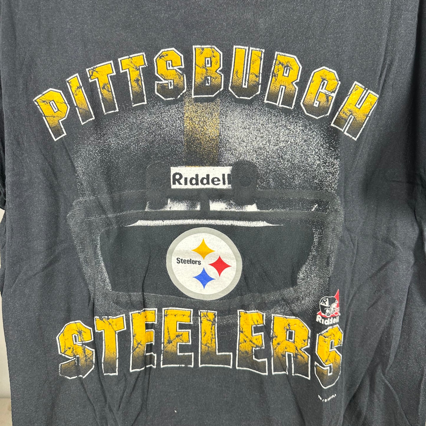 Vintage 1998 Pittsburgh Steelers NFL Helmet Graphic T-Shirt