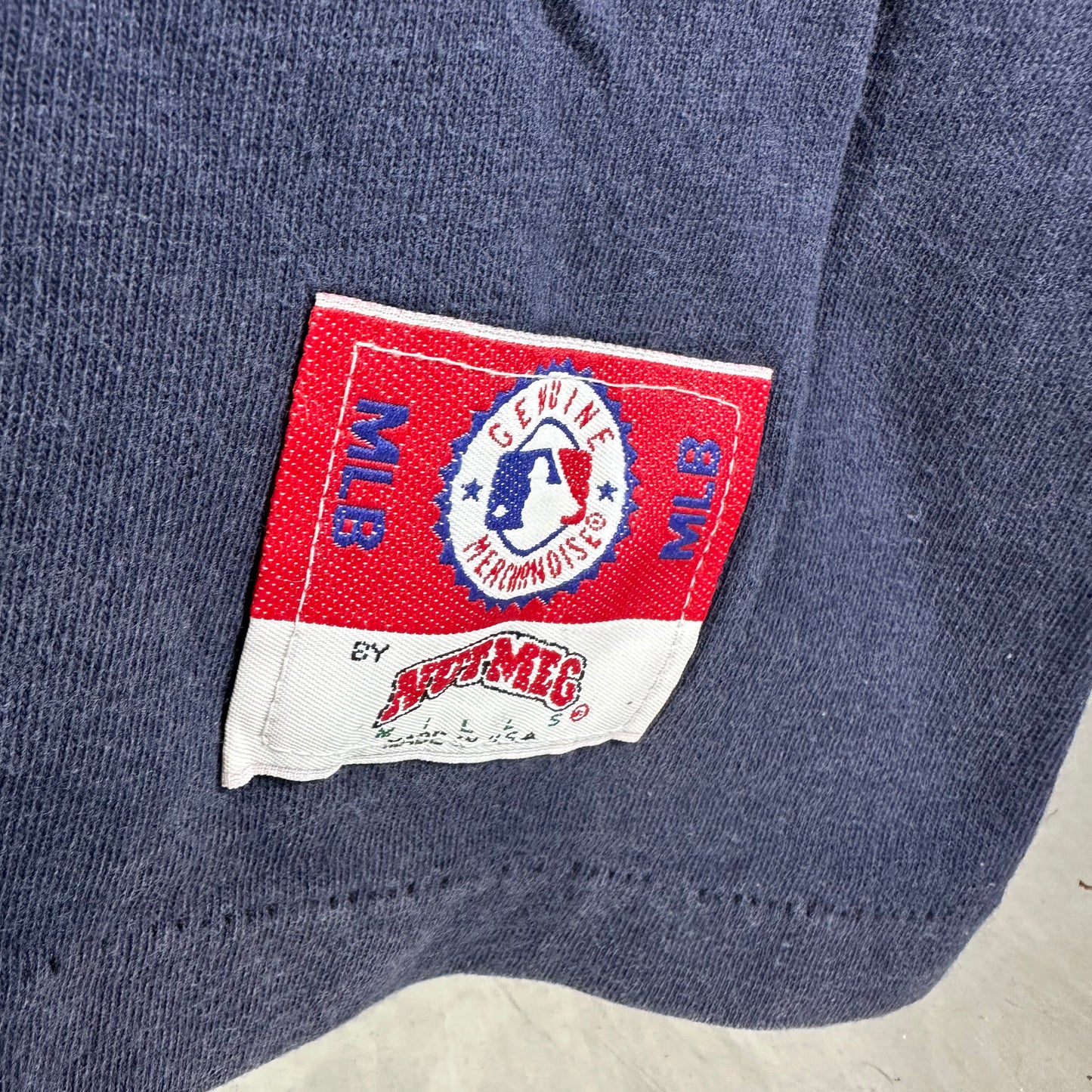 Vintage 90s Atlanta Braves Baseball MLB Nutmeg Graphic Single Stitch T-Shirt