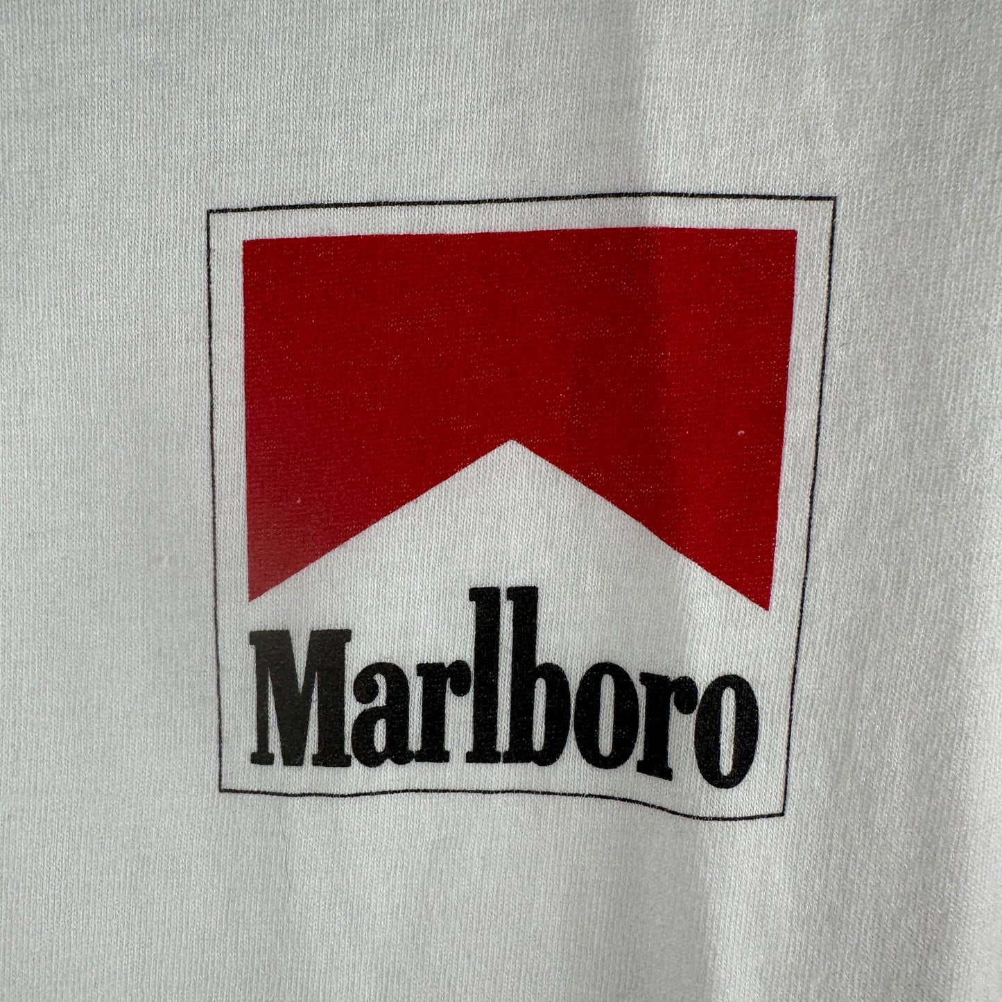 Vintage 90s Marlboro Cigarettes Logo Graphic Promo Single Stitch T-shirt