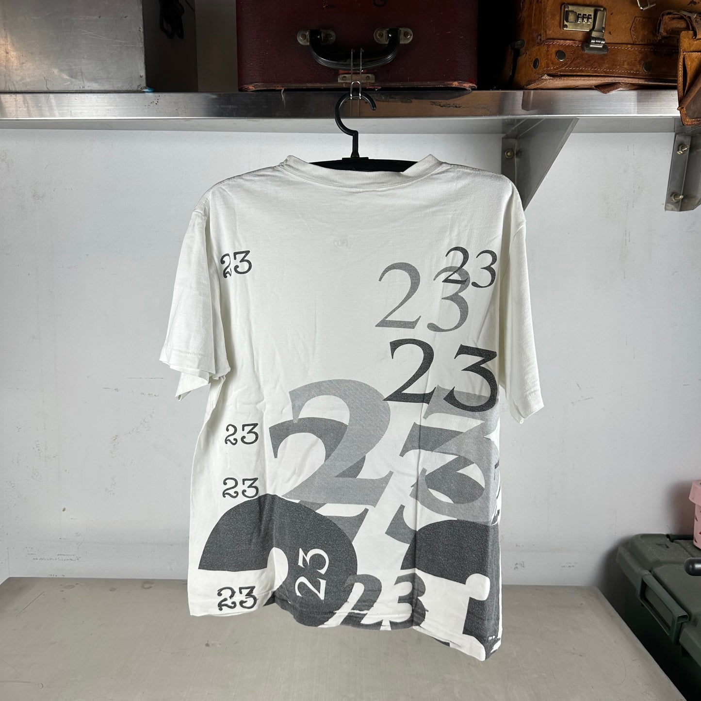 Vintage 90s Nike Basketball Michael Jordan Graphic Single Stitch T-shirt