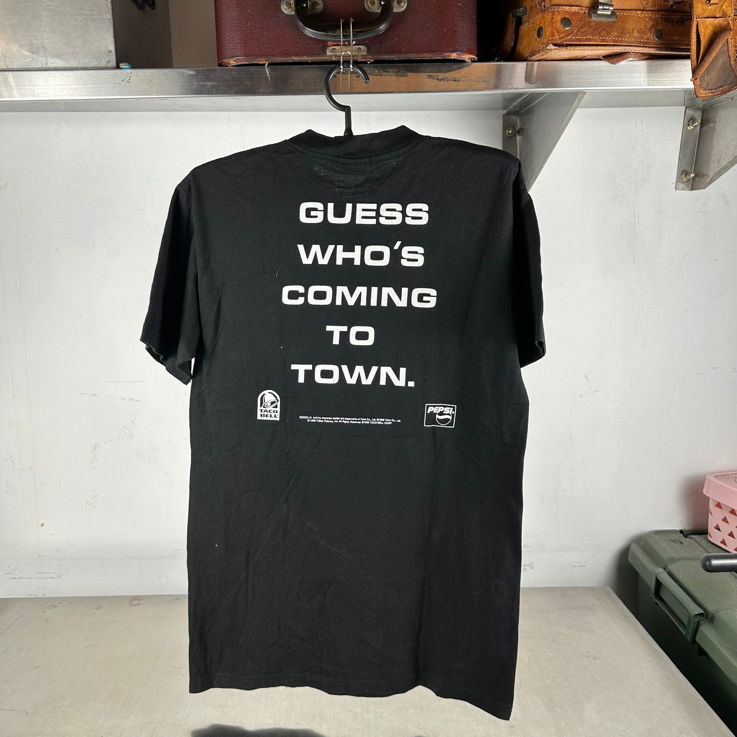 Vintage 1998 Godzilla Guess Who's Coming to Town Movie Promo Graphic T-shirt