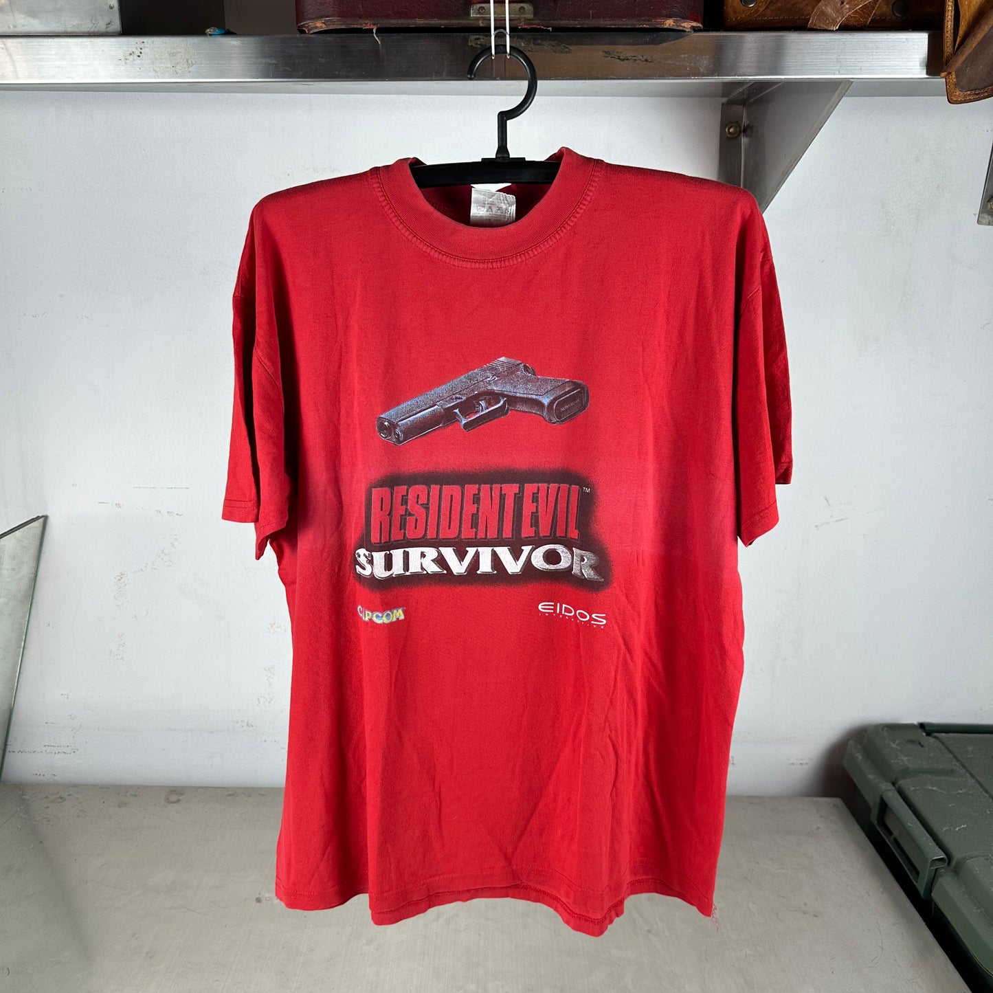 Vintage 2000 Resident Evil Survivor Capcom Video Game Promo T-Shirt