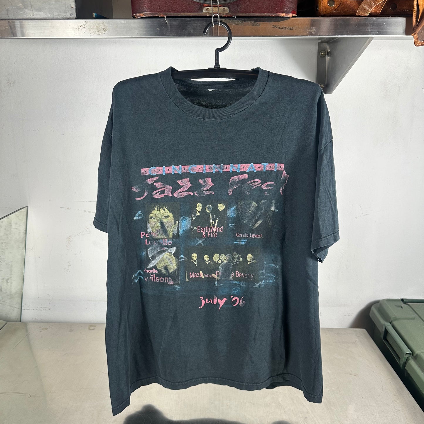 Vintage Earth Wind & Fire Charlie Wilson 2006 Cincinnati Jazz Music Festival T-Shirt