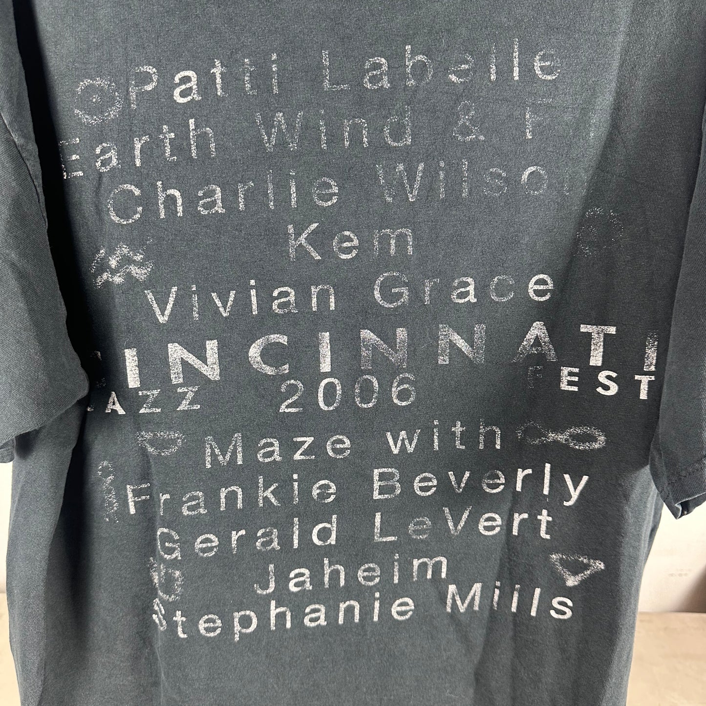 Vintage Earth Wind & Fire Charlie Wilson 2006 Cincinnati Jazz Music Festival T-Shirt