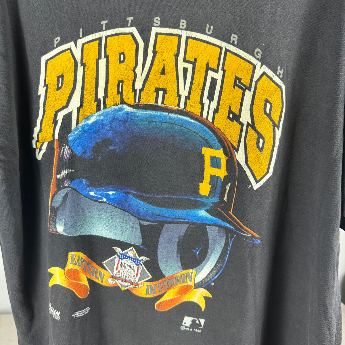 Vintage 1992 Pittsburgh Pirates MLB Salem Sportswear Single Stitch T-shirt