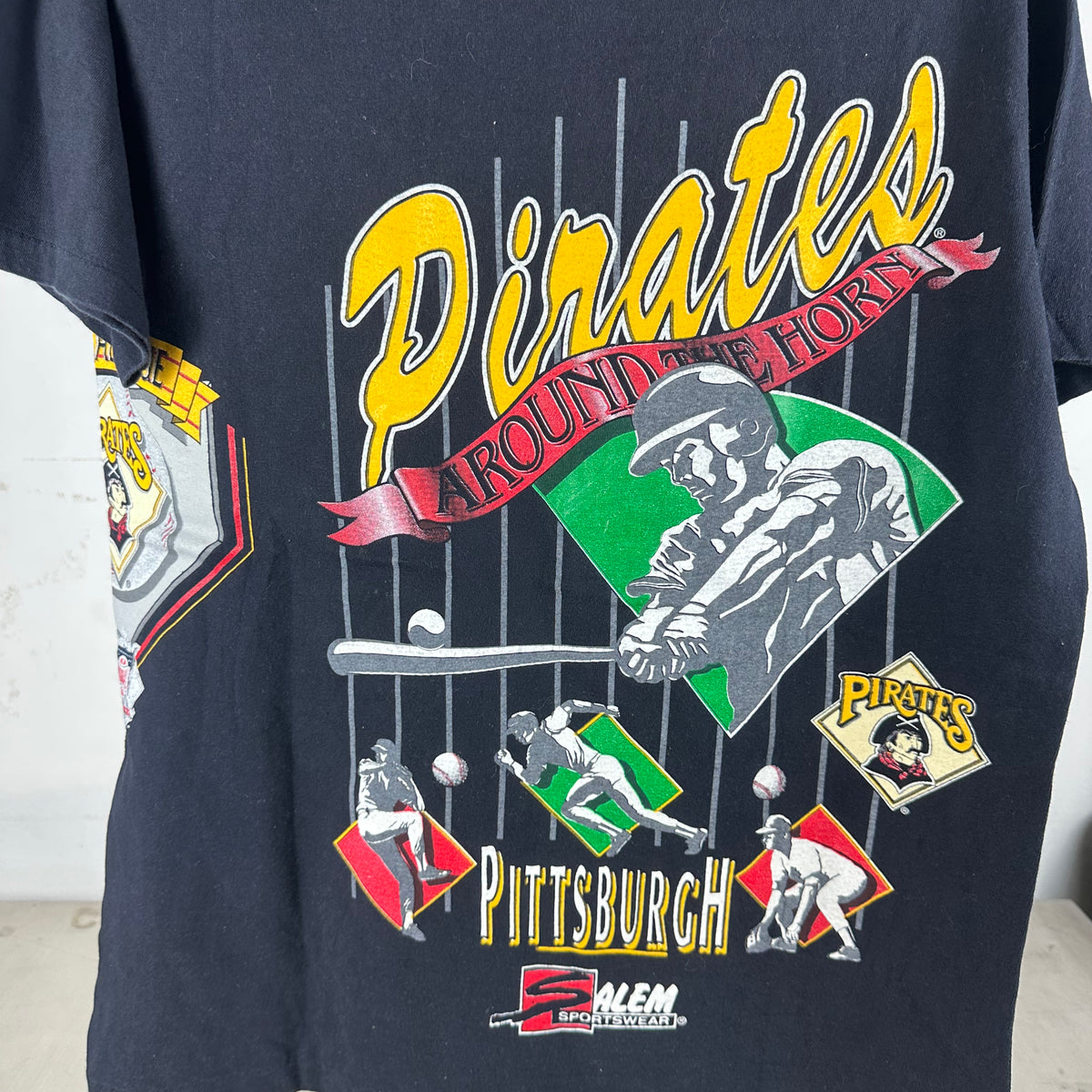 Vintage 1992 Pittsburgh Pirates Around the Horn MLB Salem Sportswear T-shirt
