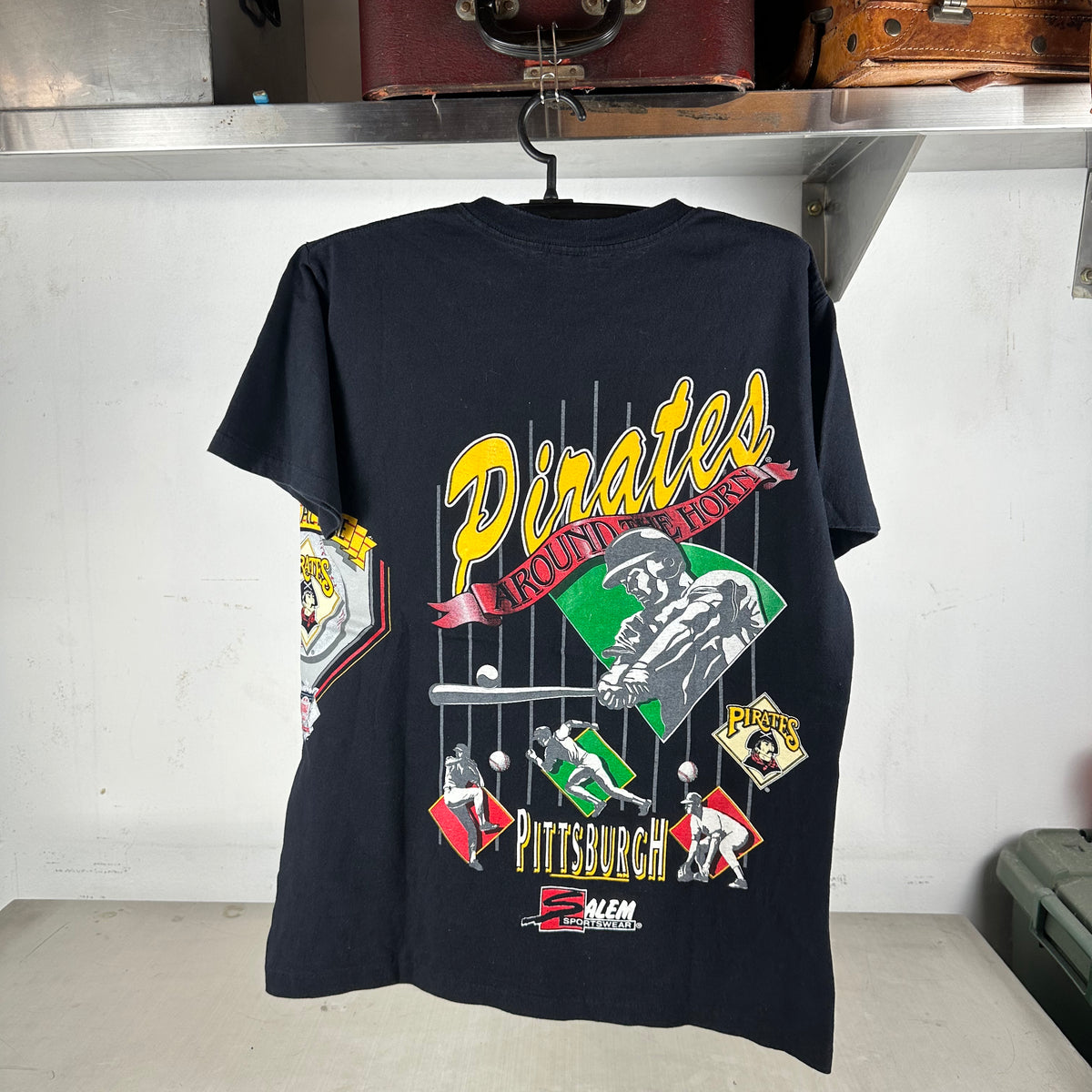 Vintage 1992 Pittsburgh Pirates Around the Horn MLB Salem Sportswear T-shirt