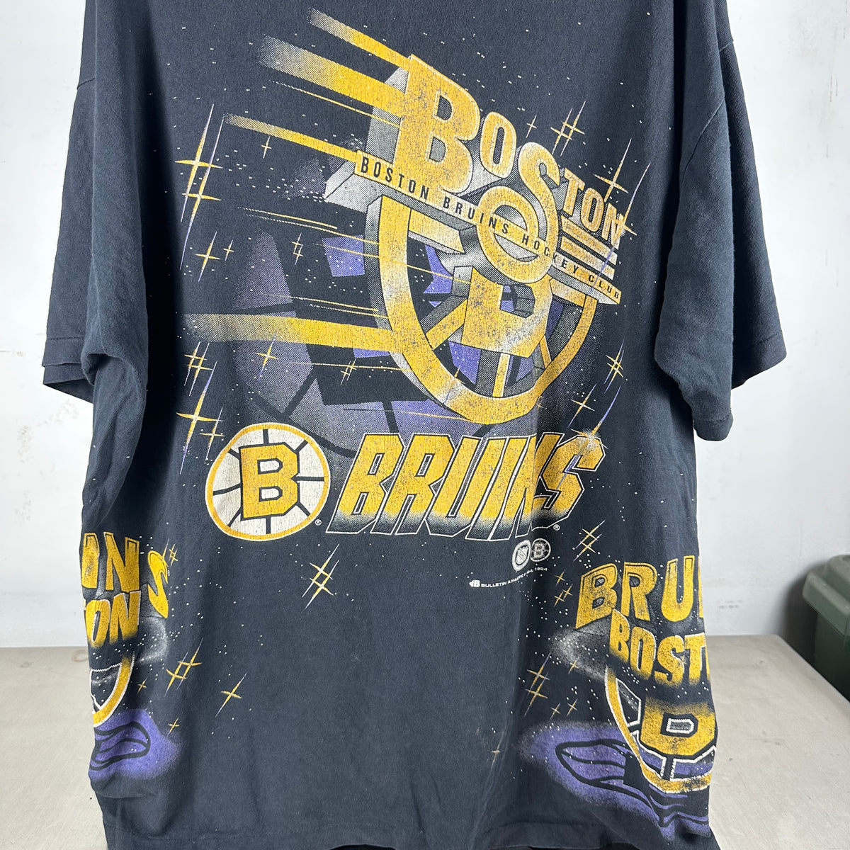 Vintage 1994 Boston Bruins Hockey NHL Bulletin Athletic AOP T-shirt