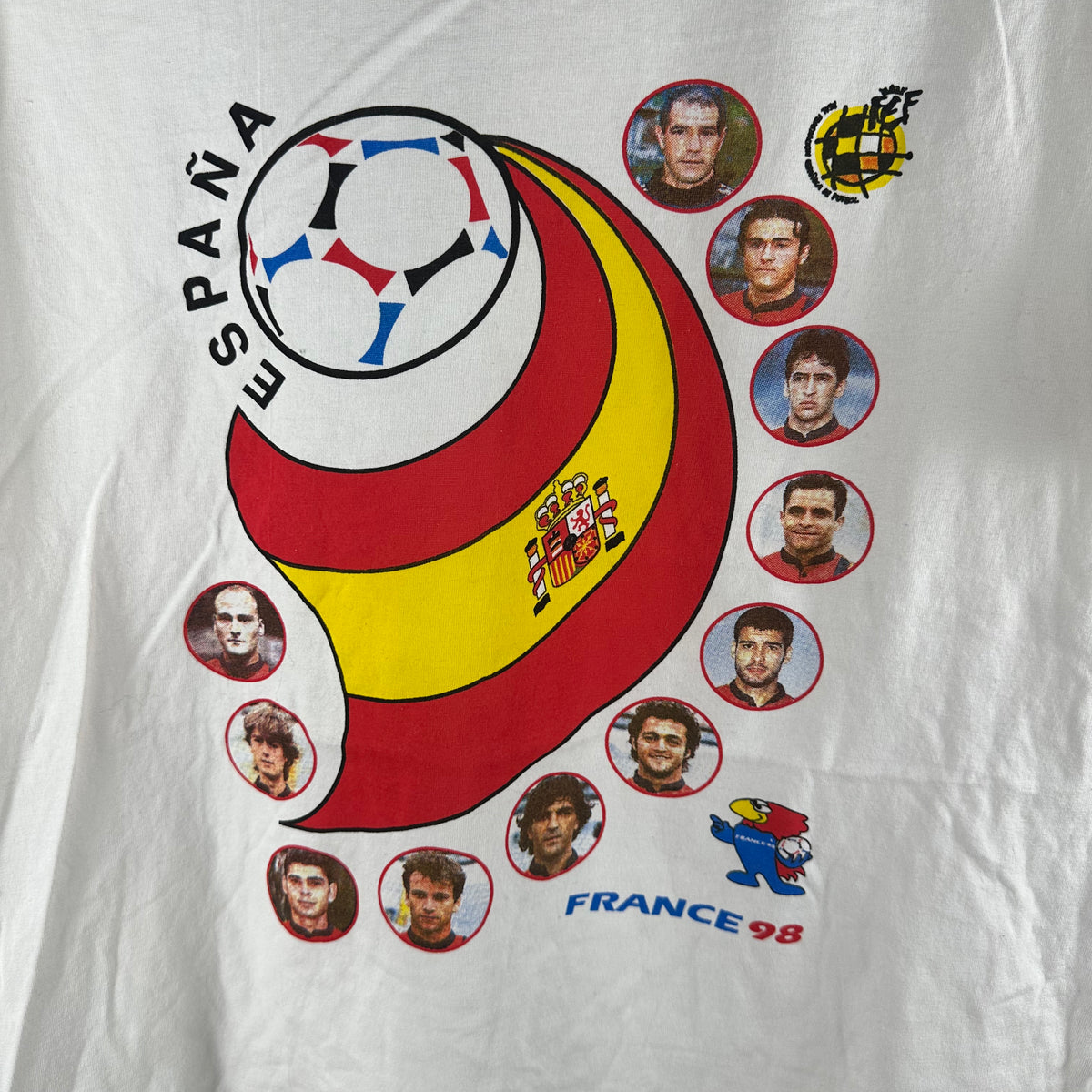 Vintage Spain 1998 France FIFA World Cup Soccer Graphic T-shirt