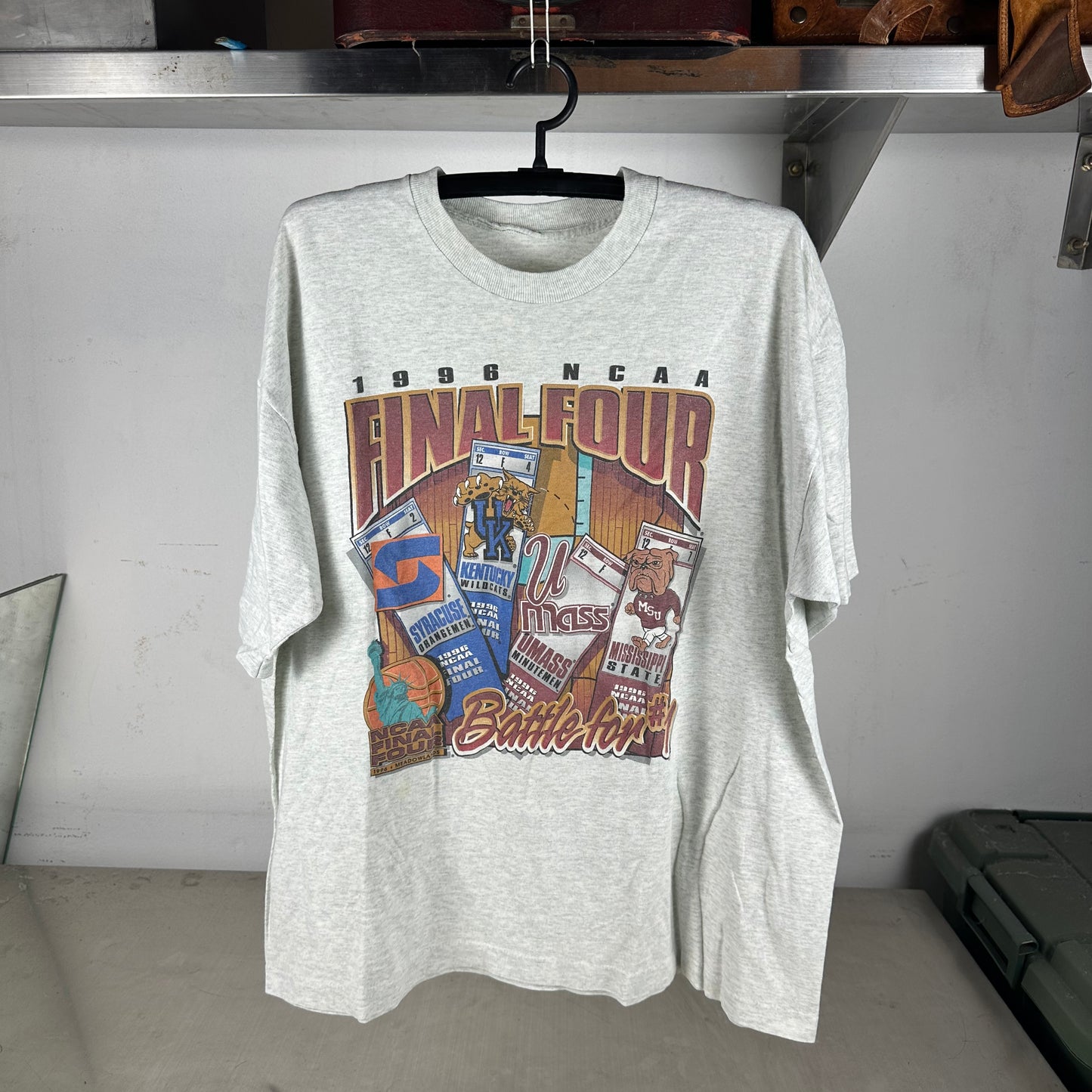 Vintage 1996 NCAA Basketball Final Four Single Stitch T-Shirt