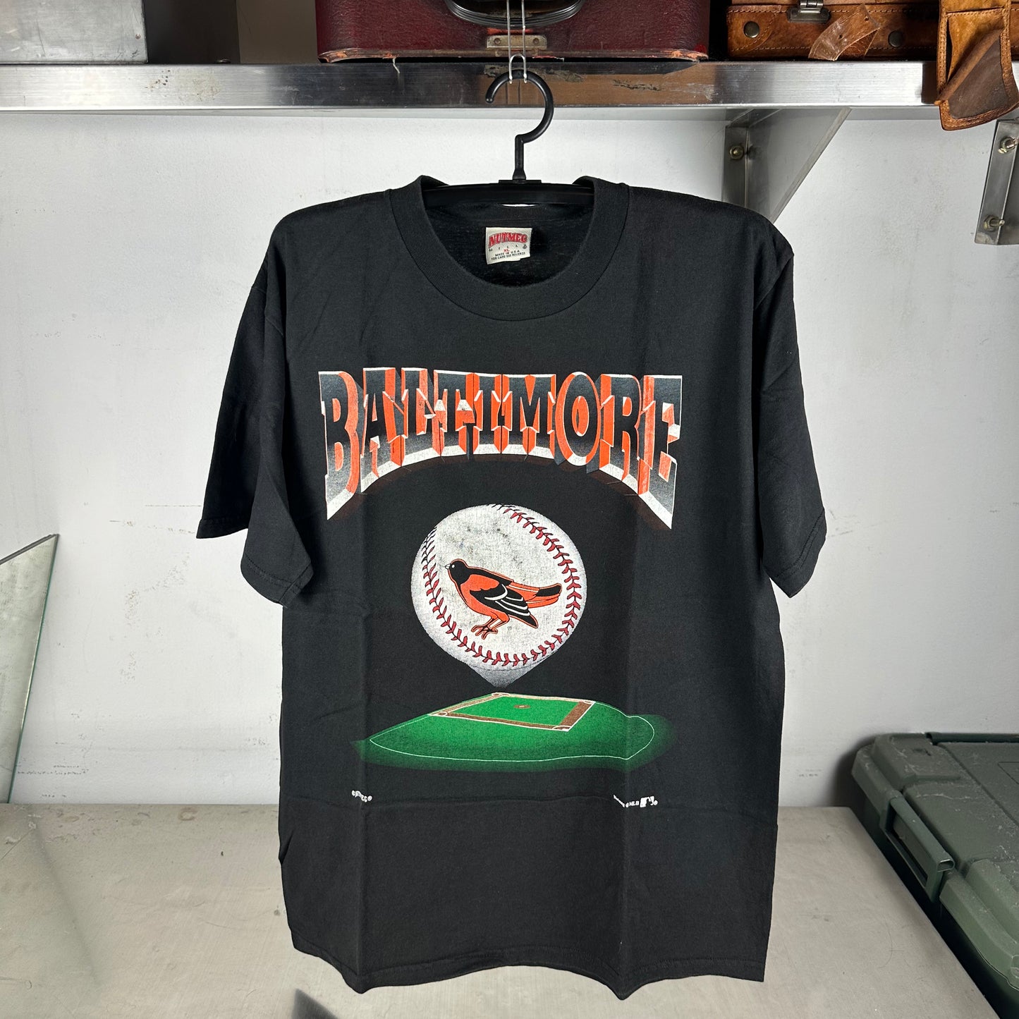 Vintage 90s Baltimore Orioles Baseball MLB Nutmeg Graphic T-Shirt