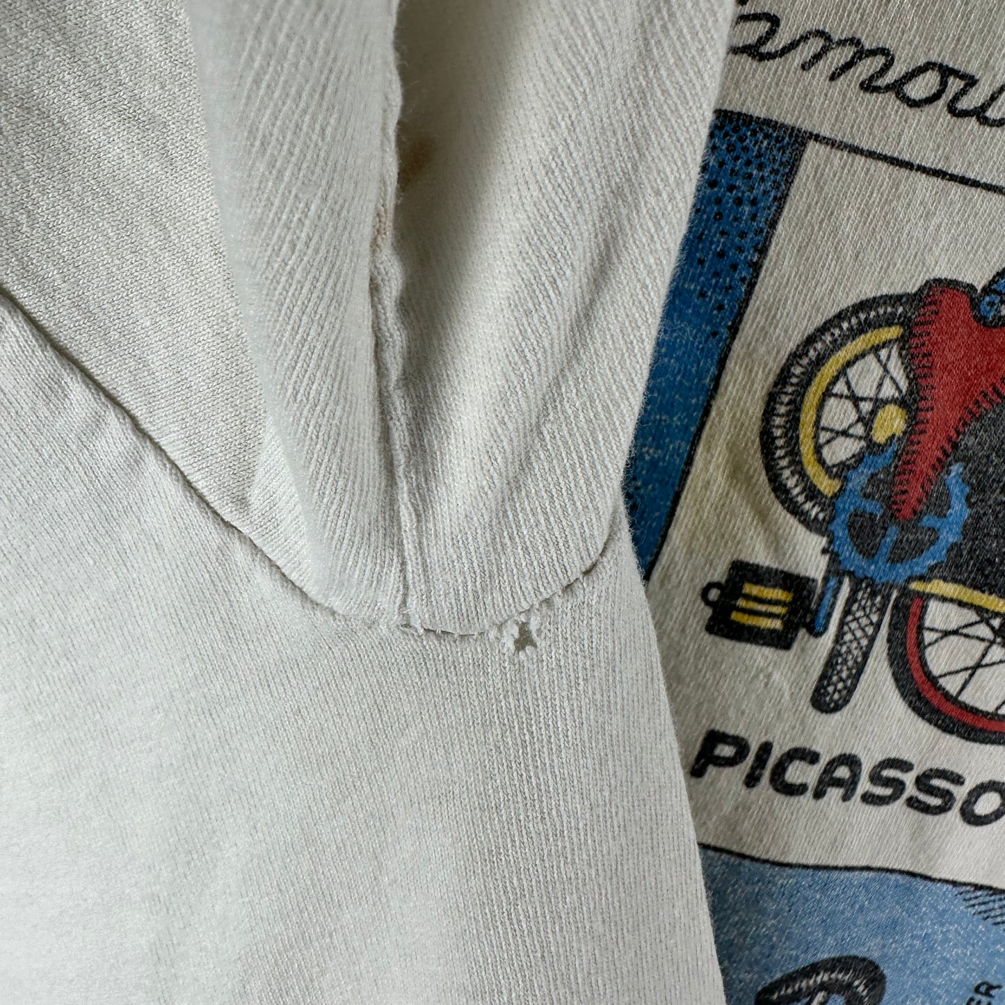 Vintage 90s Bicycle of Famous Artists Seurat Picasso Duchamp Dali Graphic T-Shirt