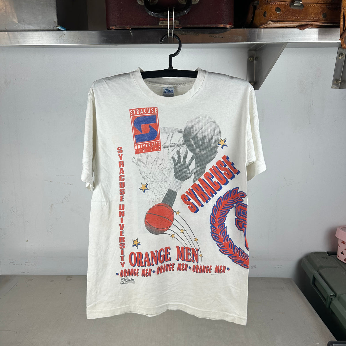 Vintage 90s Syracuse Orange Men Basketball NCAA Salem Sportswear AOP T-Shirt