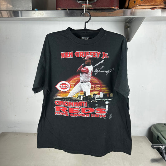 Vintage 2000 Ken Griffey Jr Cincinnati Reds Homegrown Hero MLB Graphic T-shirt
