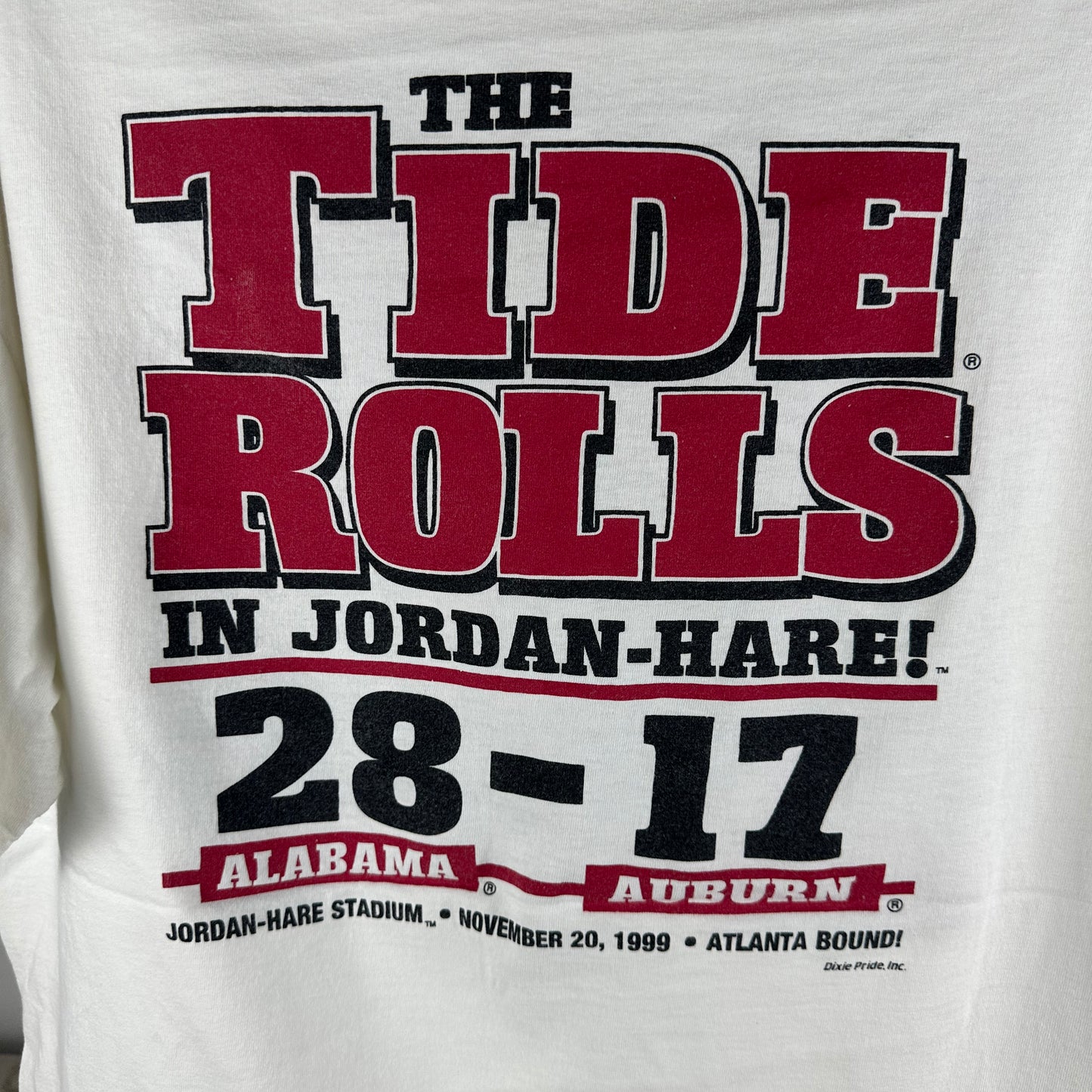 Vintage 1999 Alabama Crimson Tide The Tide Rolls NCAA Mascot Graphic T-Shirt