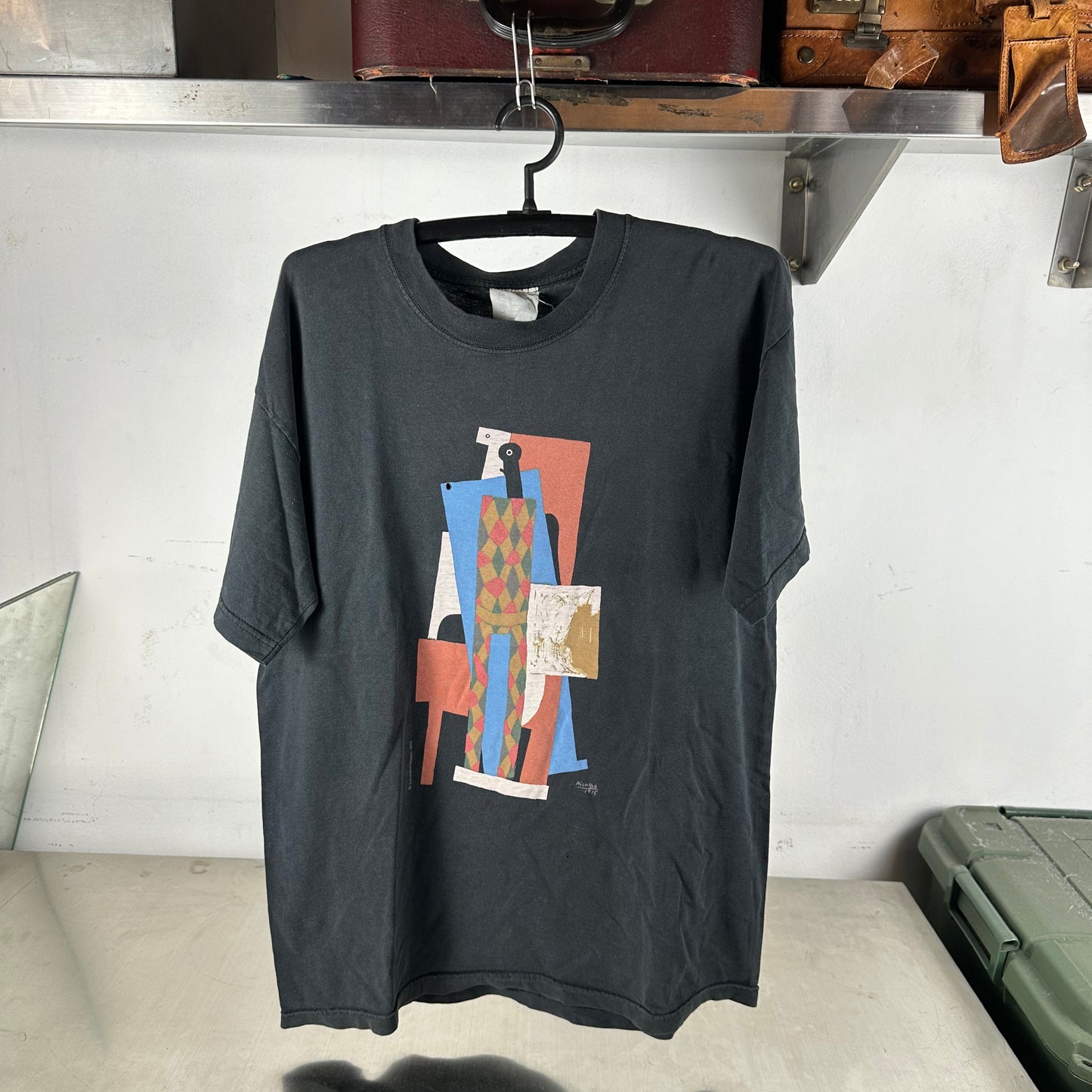 Vintage 2003 Pablo Picasso Harlequin Artwork T-Shirt