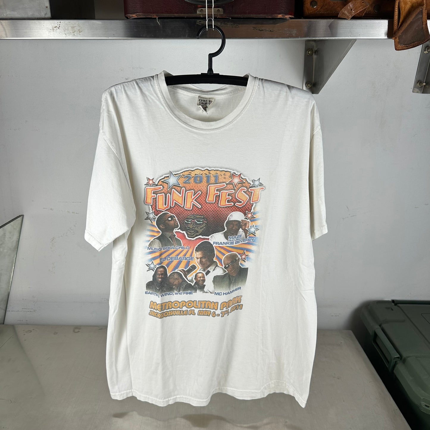 2011 Funk Fest Concert Earth, Wind &amp; Fire Musiq Soulchildo T-Shirt