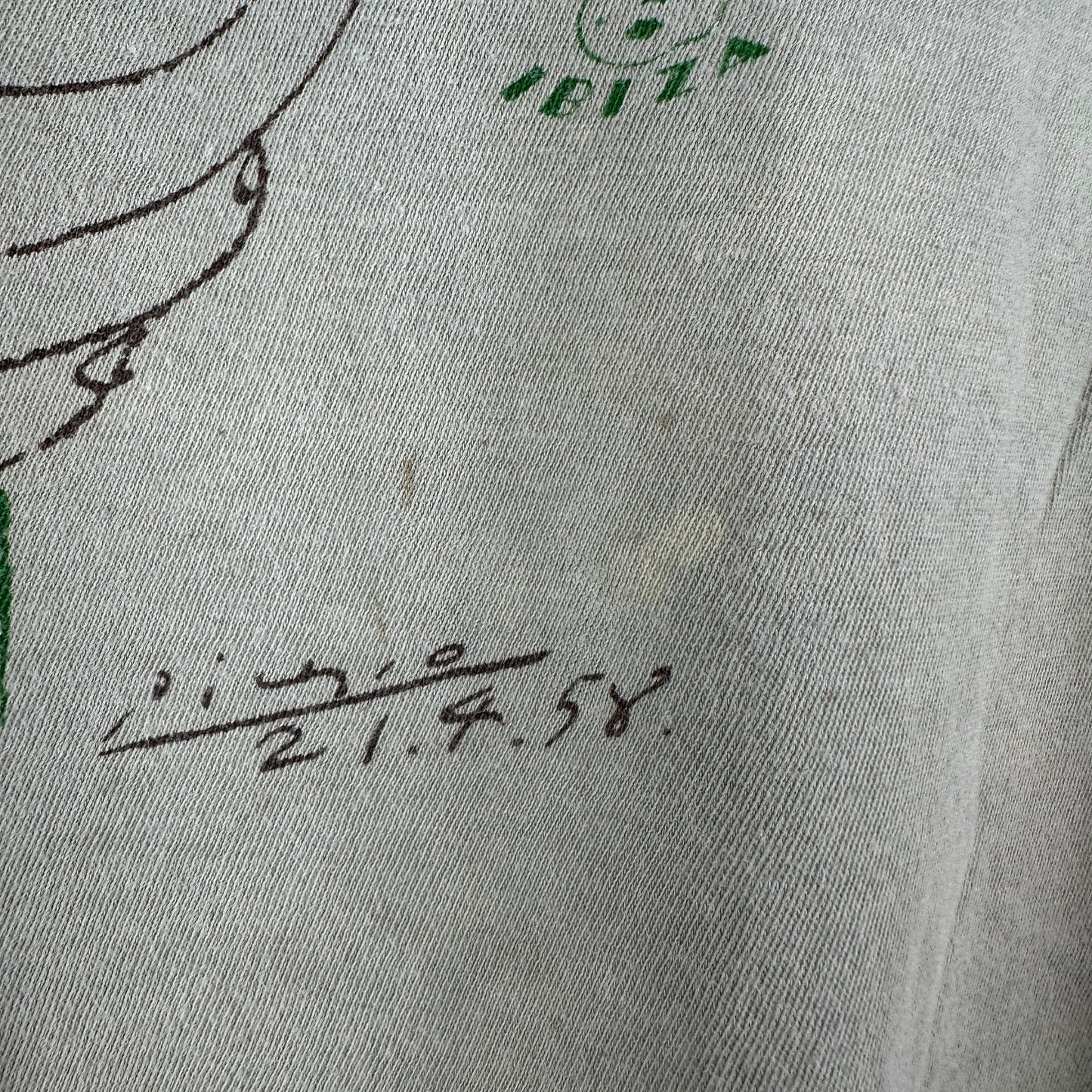 Vintage 90s Pablo Picasso Bouquet of Peace Artwork Single Stitch T-Shirt