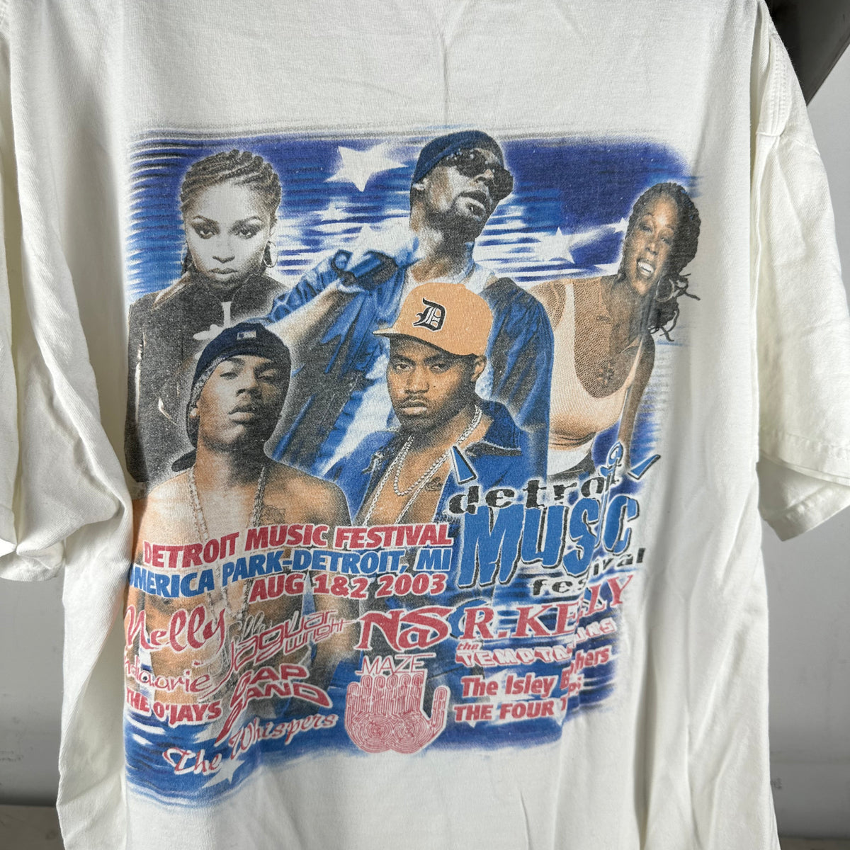 Vintage 2003 Detroit Music Festival Concert Nas Nelly Graphic T-shirt