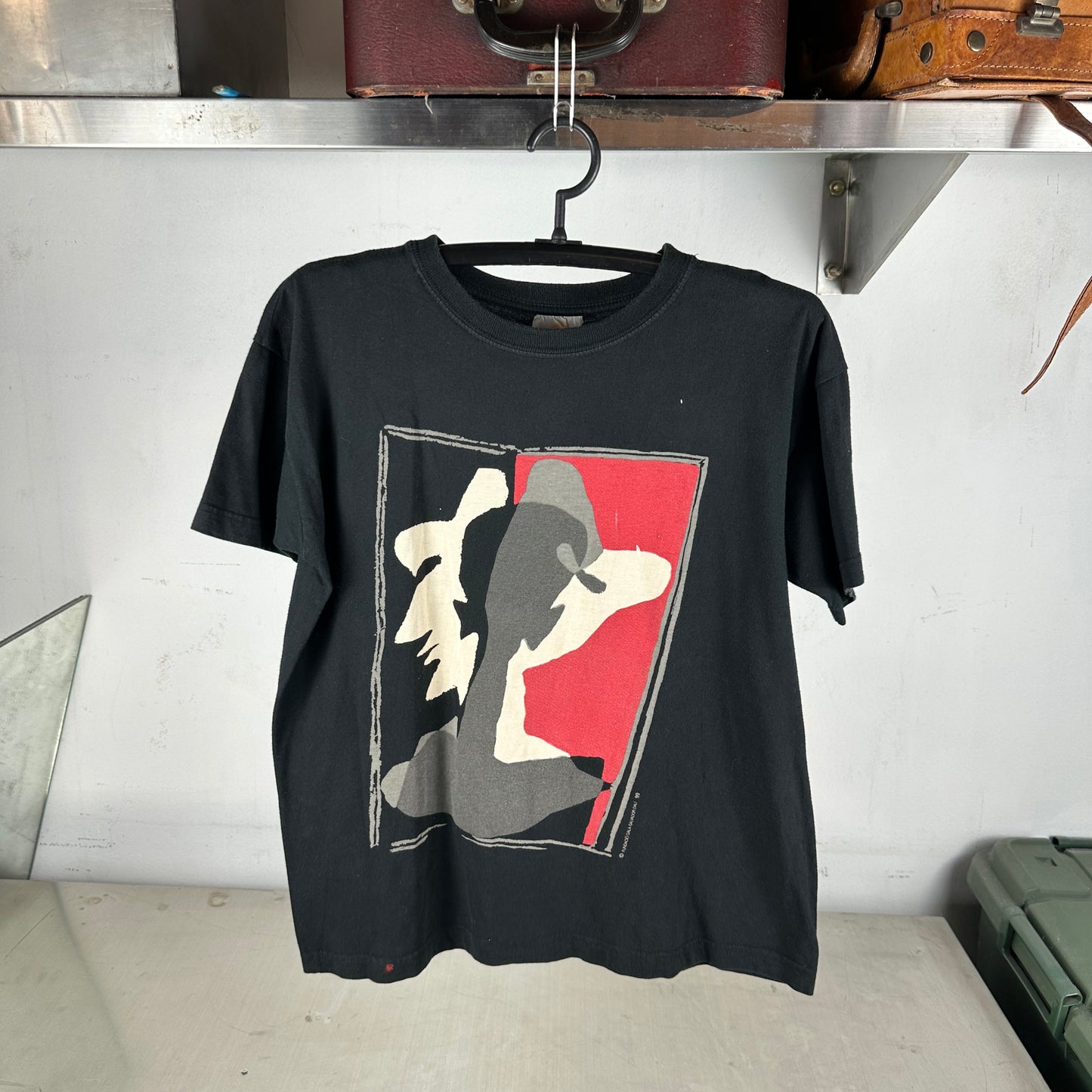 Vintage 1999 Salvador Dali Artwork Graphic T-Shirt