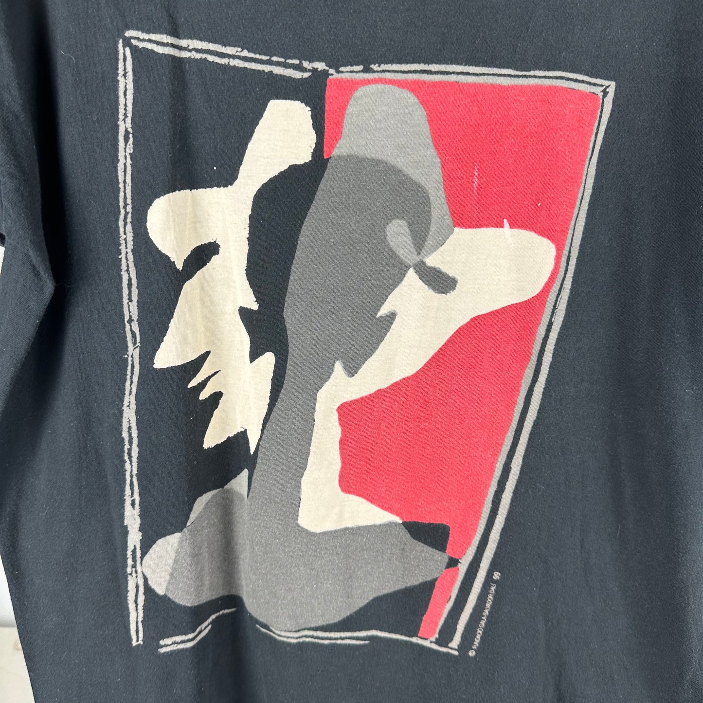 Vintage 1999 Salvador Dali Artwork Graphic T-Shirt