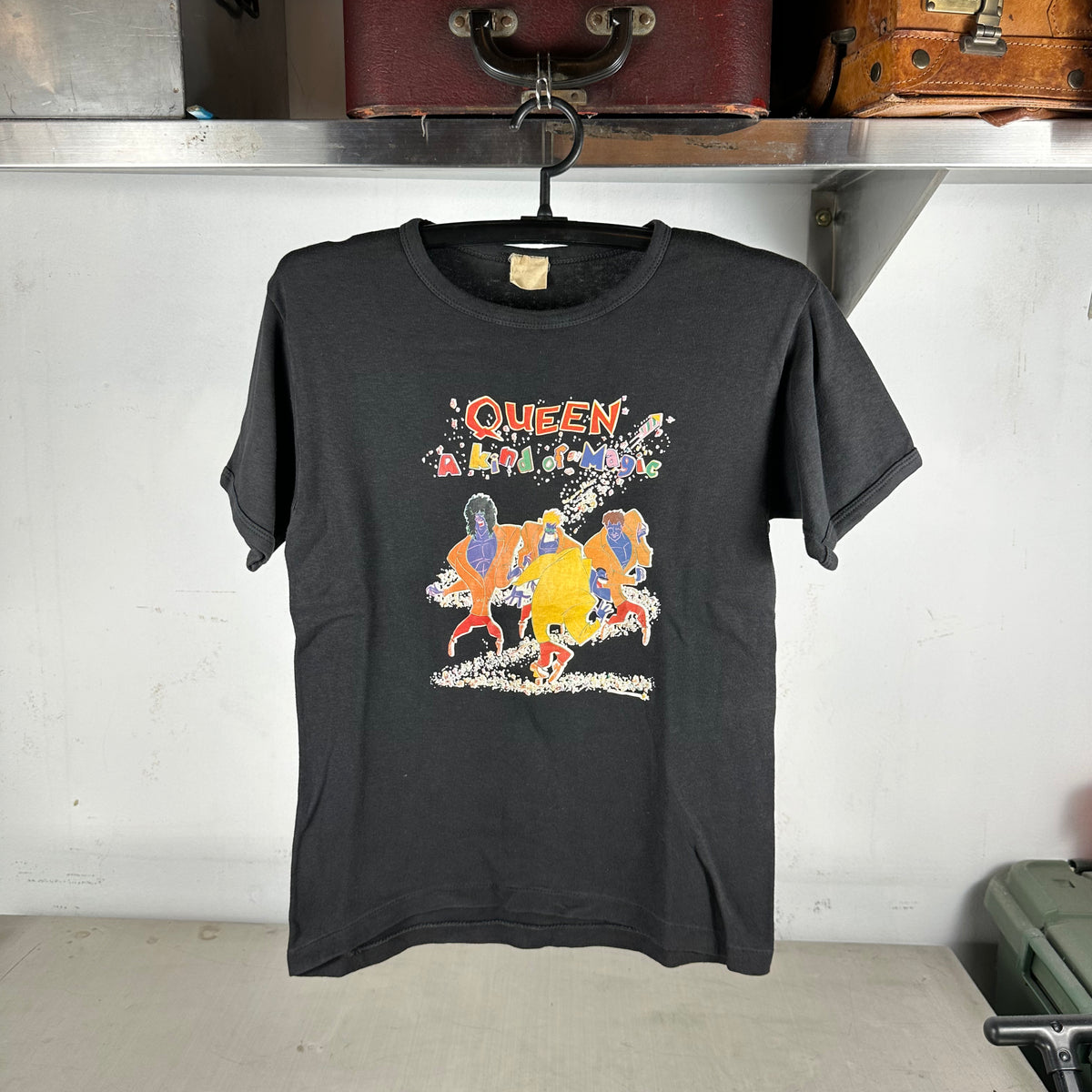 Vintage 80s Queen A Kind of Magic Rock Band Single Stitch T-shirt