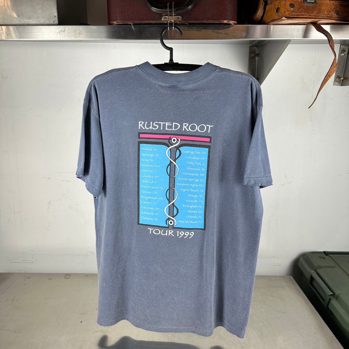 Vintage 1999 Rusted Root Tour Concert Rock Band T-Shirt