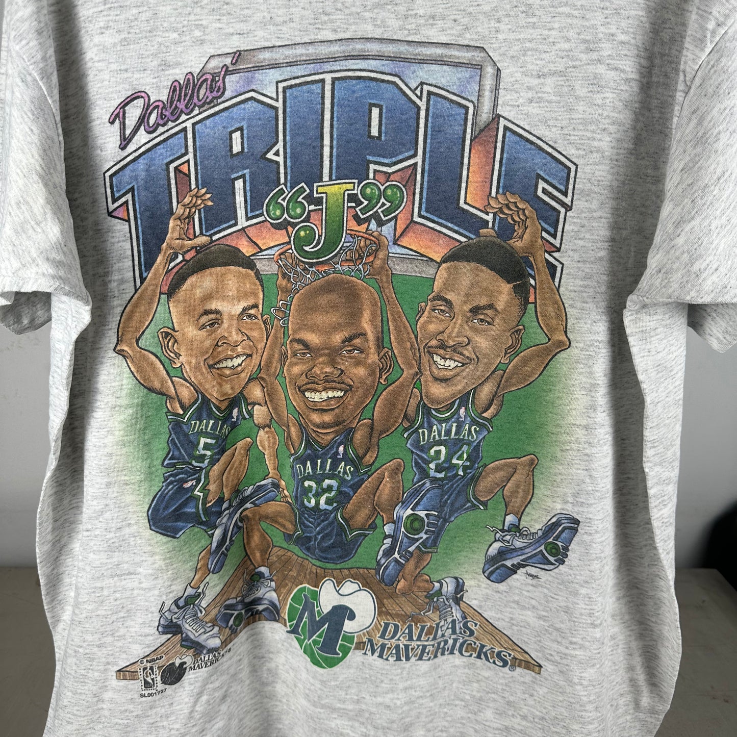 Vintage 90s Dallas Mavericks Triple J NBA Caricature Salem Sportswear T-Shirt