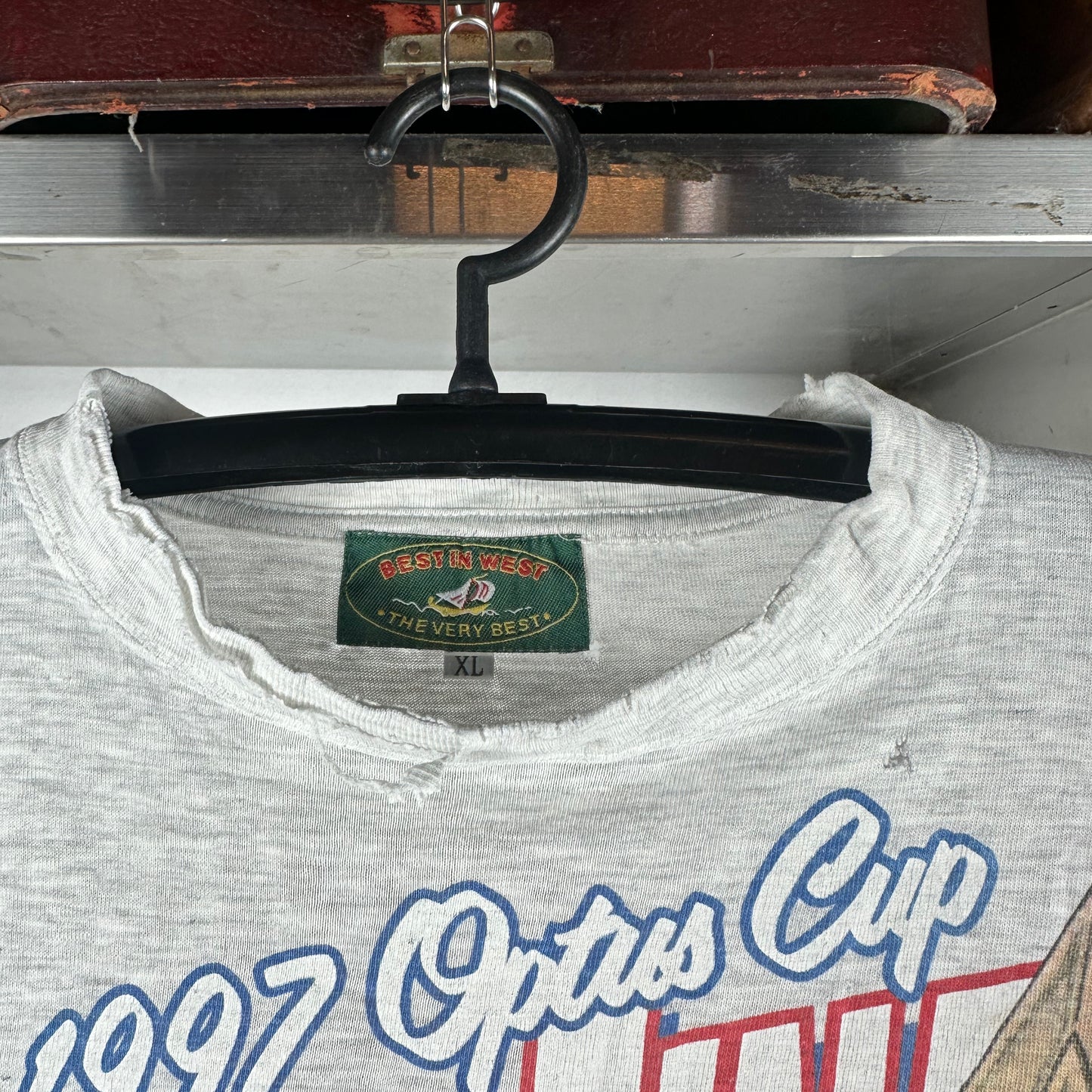 Vintage 1997 Newcastle Knights NRL Optus Cup Grand Final T-Shirt