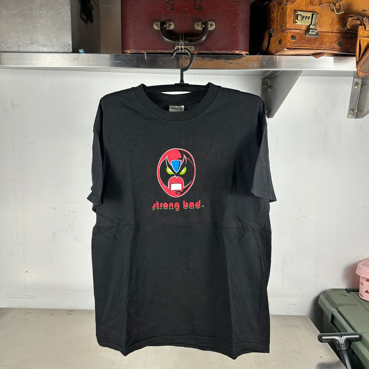 Vintage 2000s Homestar Runner Strong Bad Graphic T-shirt