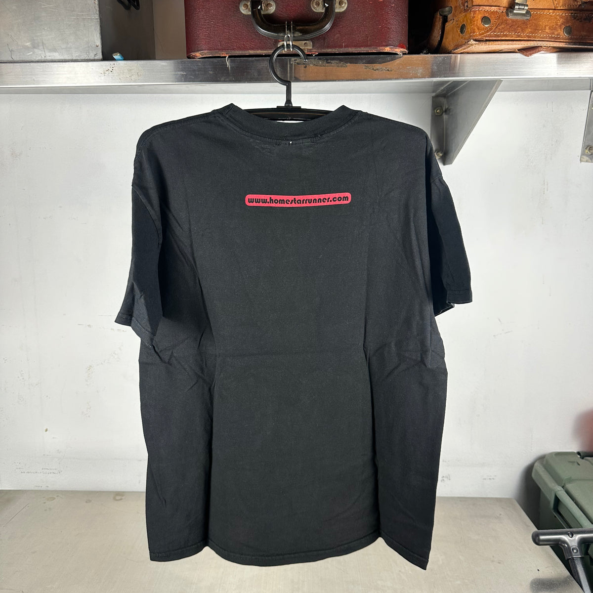 Vintage 2000s Homestar Runner Strong Bad Graphic T-shirt