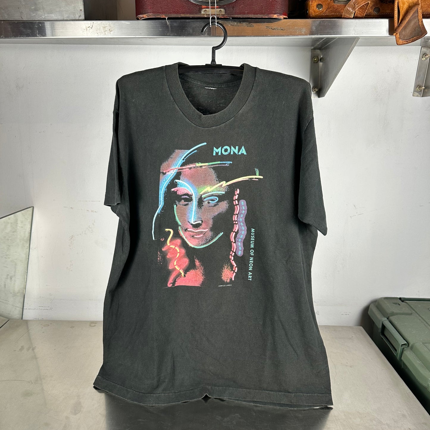 Vintage 80s Mona Lisa Lili Lakich Museum of Neon Art Single Stitch T-Shirt